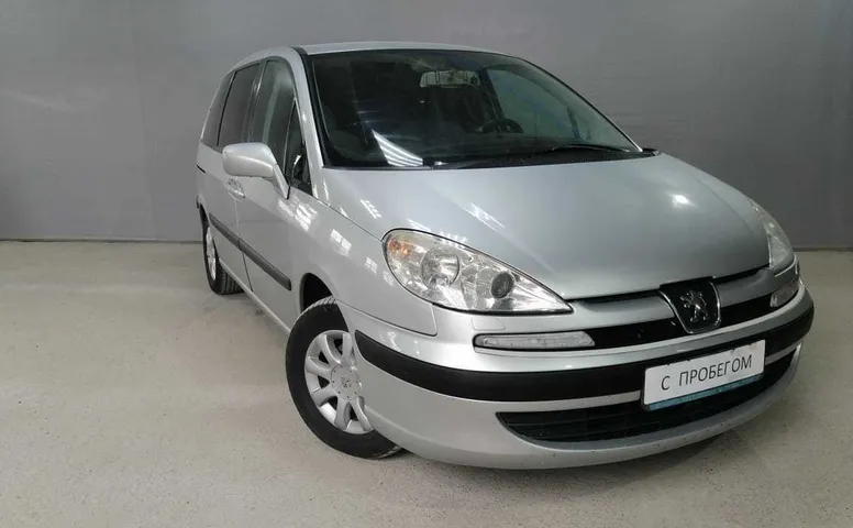 Peugeot 807 2.0 AT (136 л.с.)