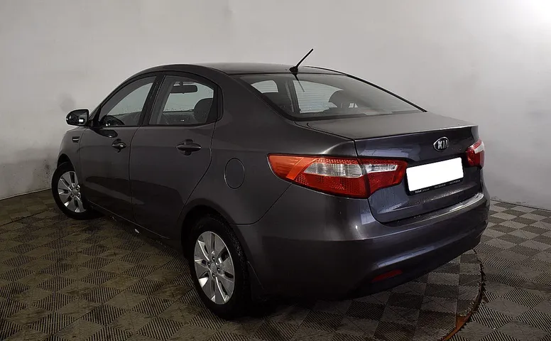 Kia Rio 5-speed III