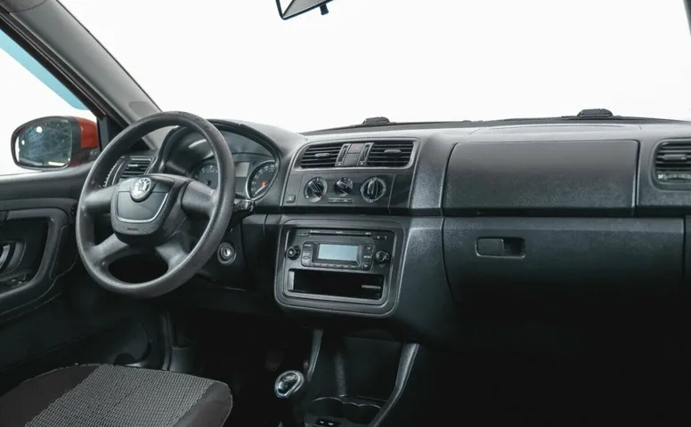 Skoda Fabia II Рестайлинг