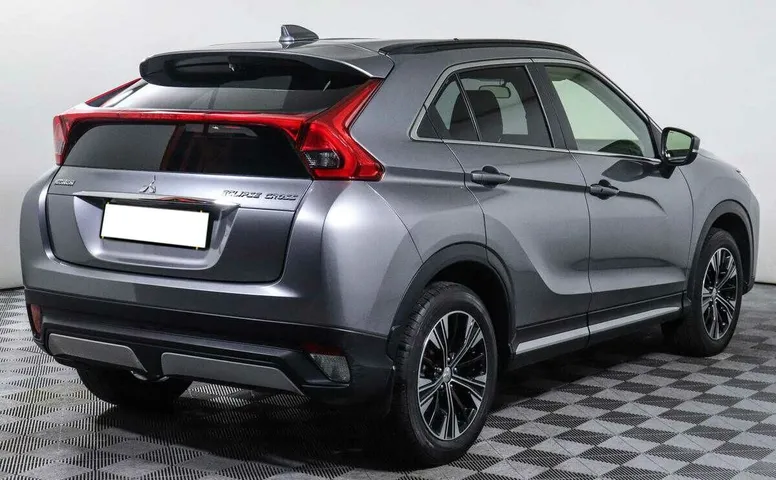 Mitsubishi eclipse cross cvt 2018 с пробегом 31 640 км