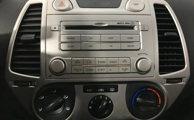 Hyundai i20 i