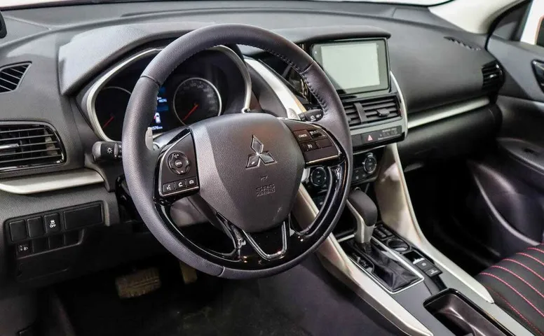 Mitsubishi eclipse cross cvt 2021 с пробегом 11 320 км