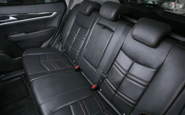 DongFeng AX7