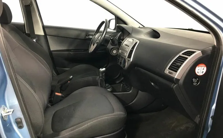 Hyundai i20 i