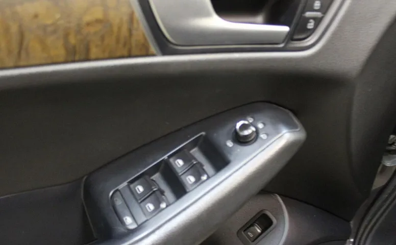 Audi Q5 I(8R)