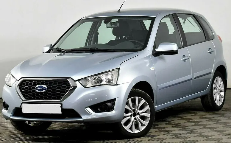 Datsun mi-do