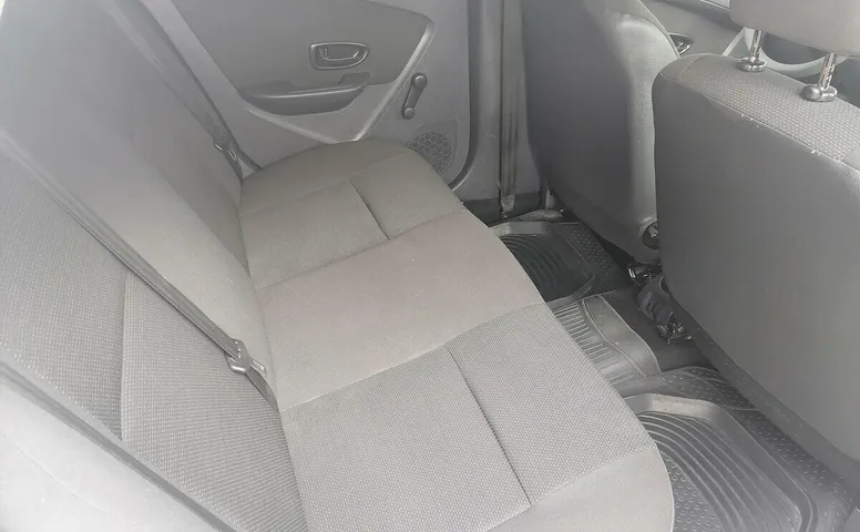 Nissan Almera III (G15)