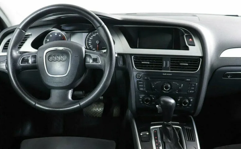 Audi A4 2.0 Робот