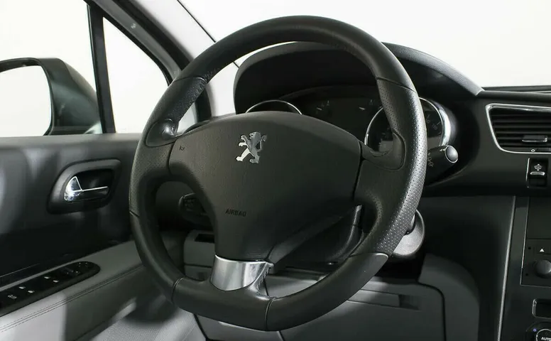 Peugeot 3008 I
