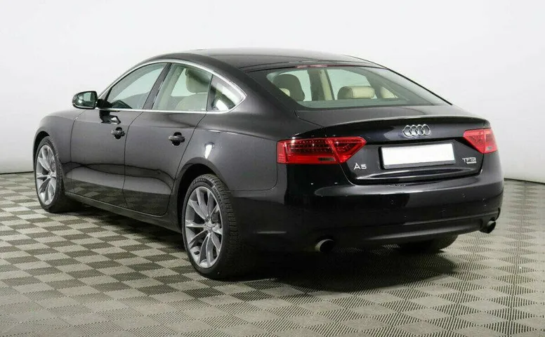 Audi A5 2.0 Робот