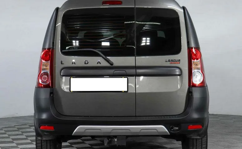 Lada (ваз) largus cross мкпп 2021 с пробегом 17 470 км
