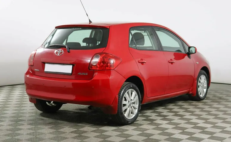 Toyota Auris I