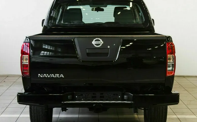 Nissan navara (frontier)