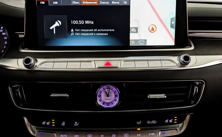 K900