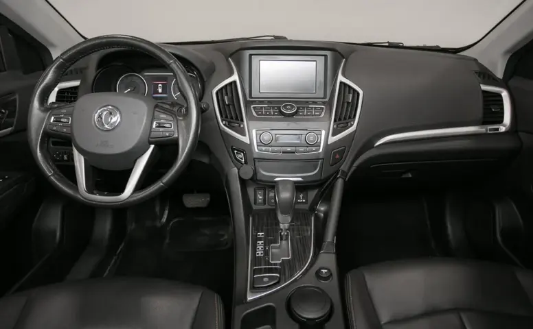 DongFeng AX7