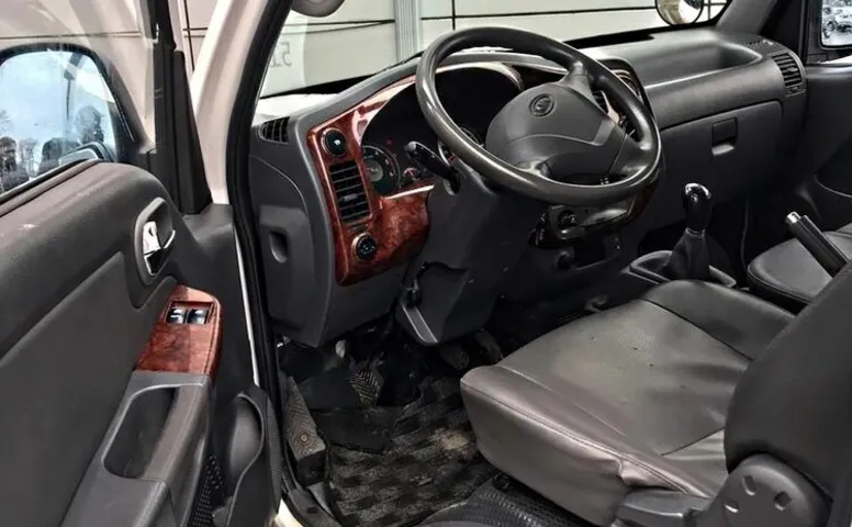 Kia JOICE 2.0 MT (120 л.с.)
