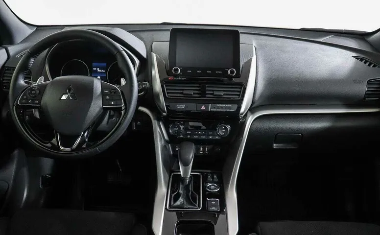 Mitsubishi eclipse cross cvt 2021 с пробегом 14 950 км
