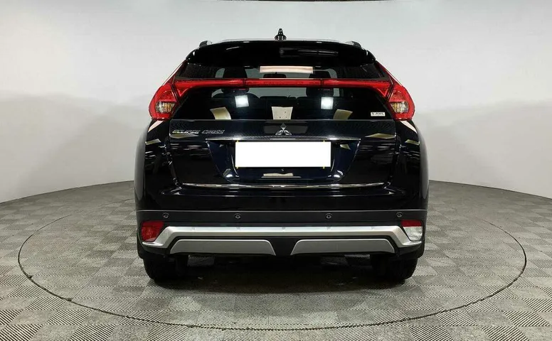 Mitsubishi eclipse cross cvt 2018 с пробегом 43 610 км