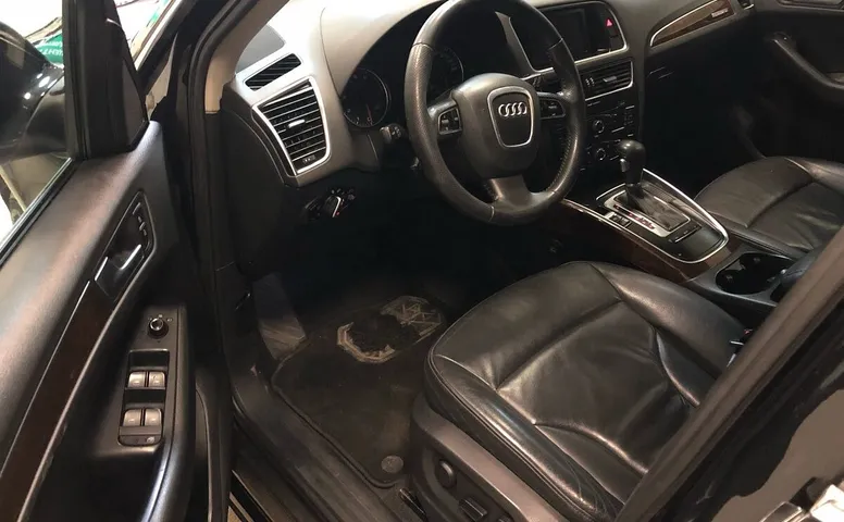 Audi Q5 I(8R)