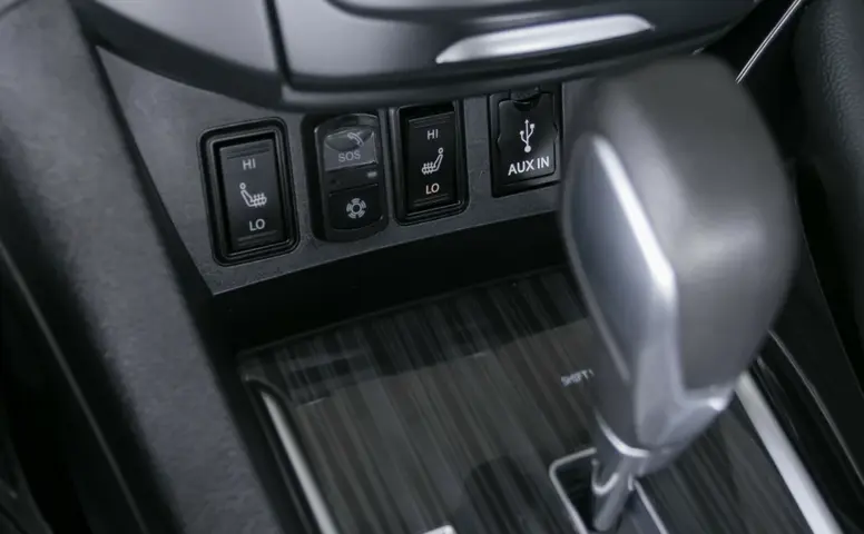 DongFeng AX7