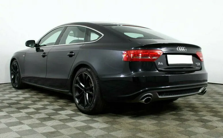 Audi A5 2.0 Робот