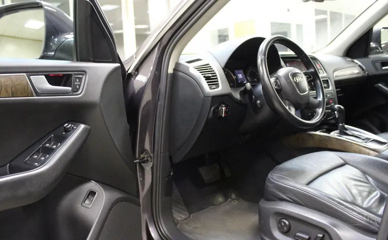 Audi Q5 I(8R)