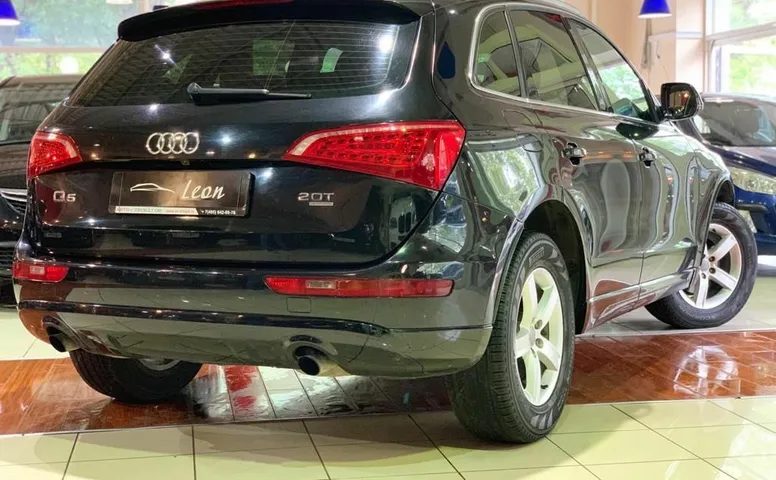 Audi Q5 I (8R)