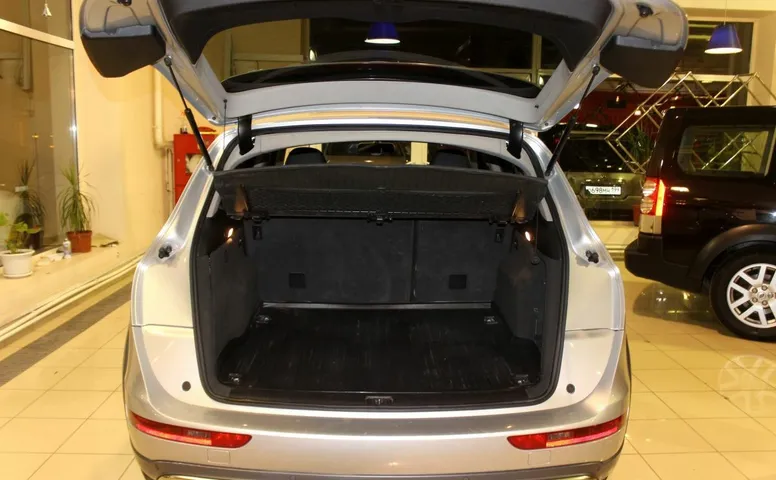 Audi Q5 I (8R)