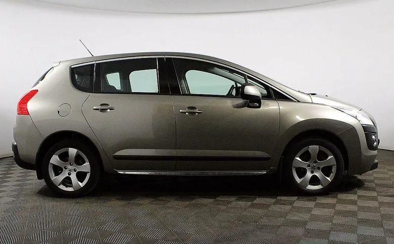 Peugeot 3008 I