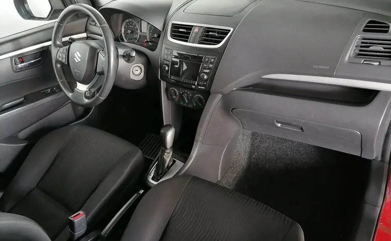 Suzuki Swift IV