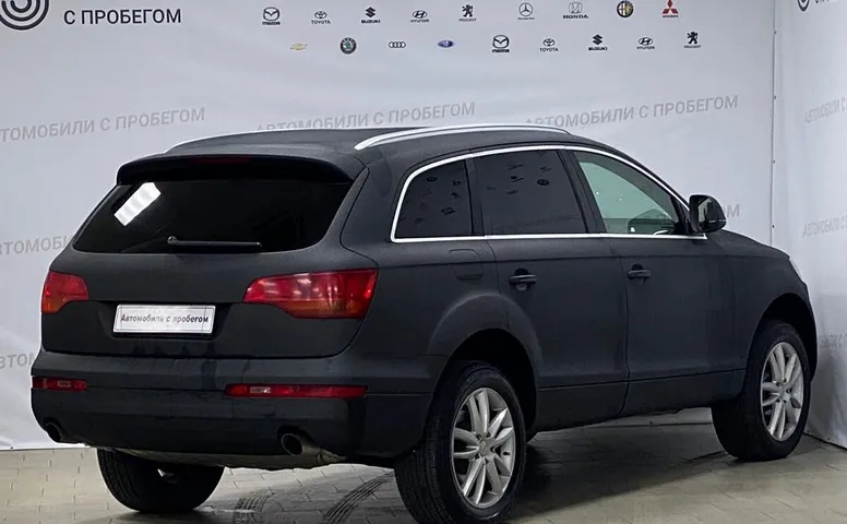 Audi Q7, I