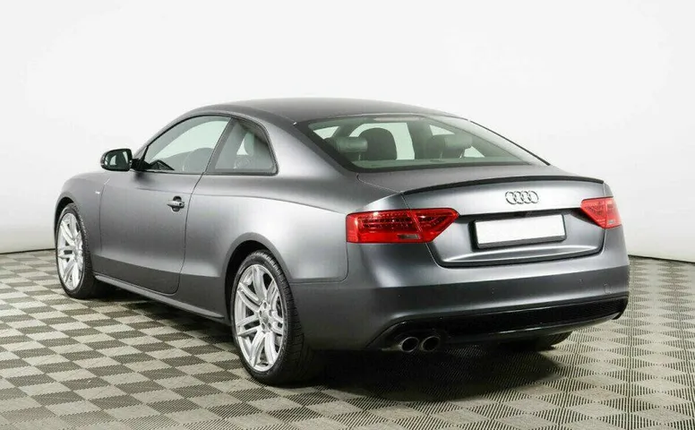 Audi A5 2.0 Робот