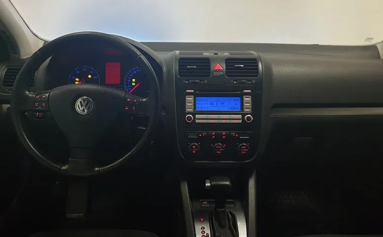 Volkswagen Golf V