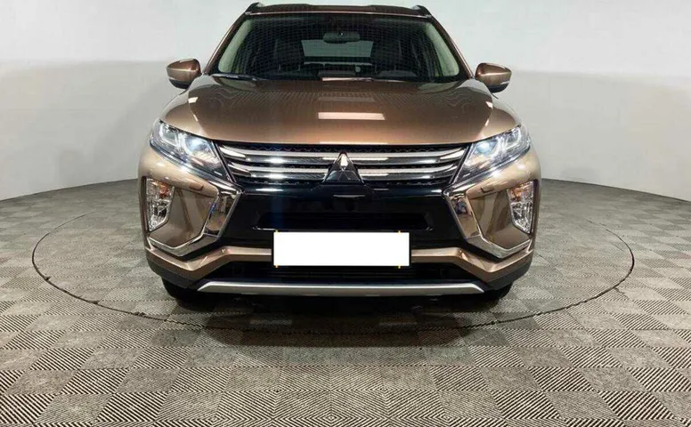 Mitsubishi eclipse cross cvt 2019 с пробегом 43 650 км
