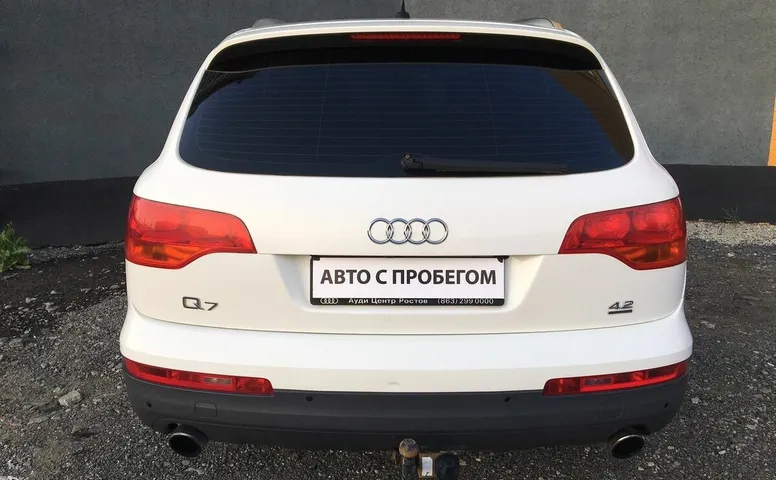 Audi Q7 4.2 AT (350 л.с.) 4WD
