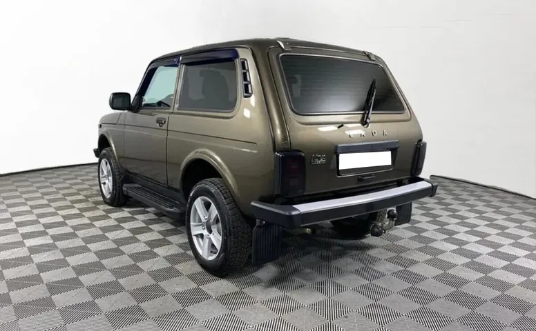 Niva Legend