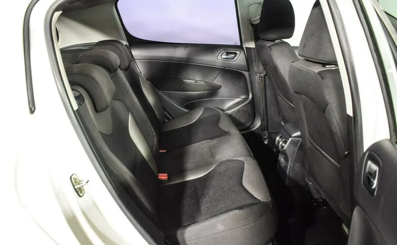 Peugeot 308 I
