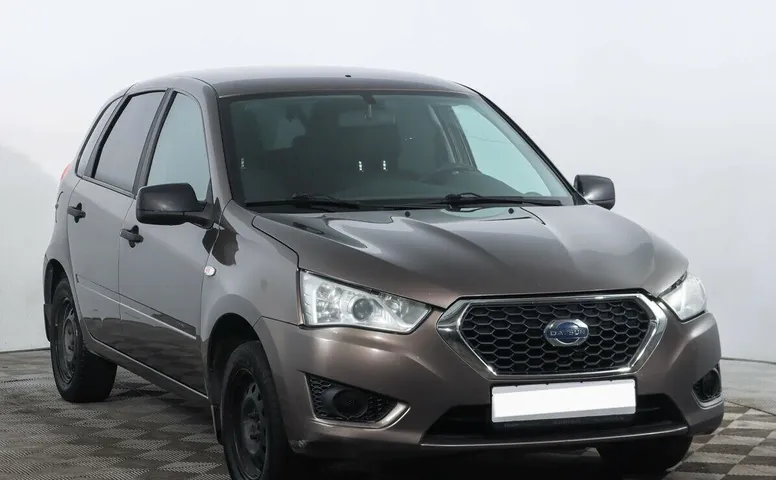 Datsun mi-DO