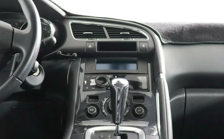 Peugeot 3008 I