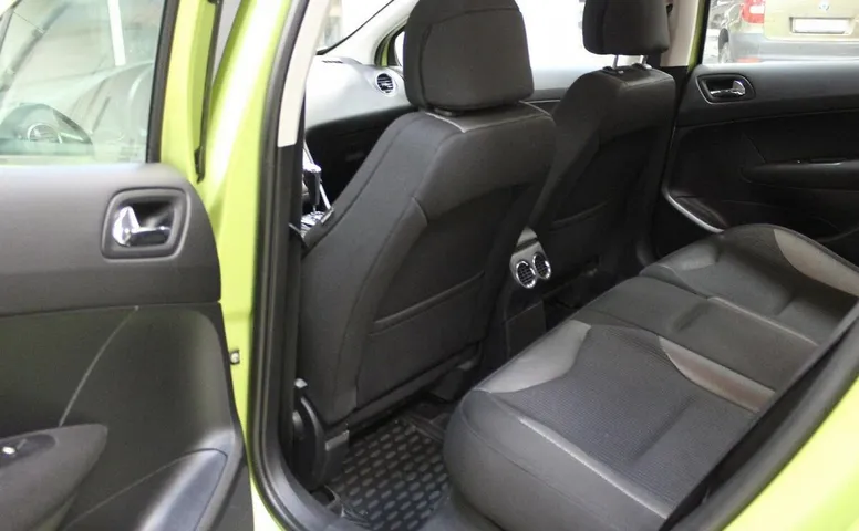 Peugeot 308 I