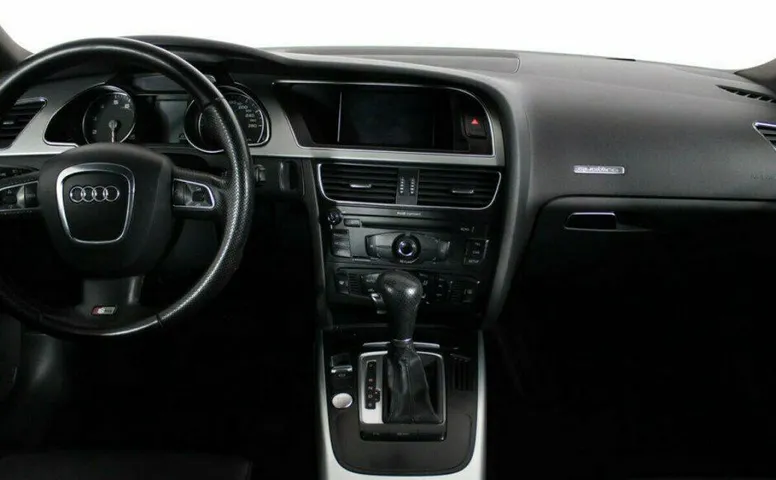 Audi A5 2.0 Робот