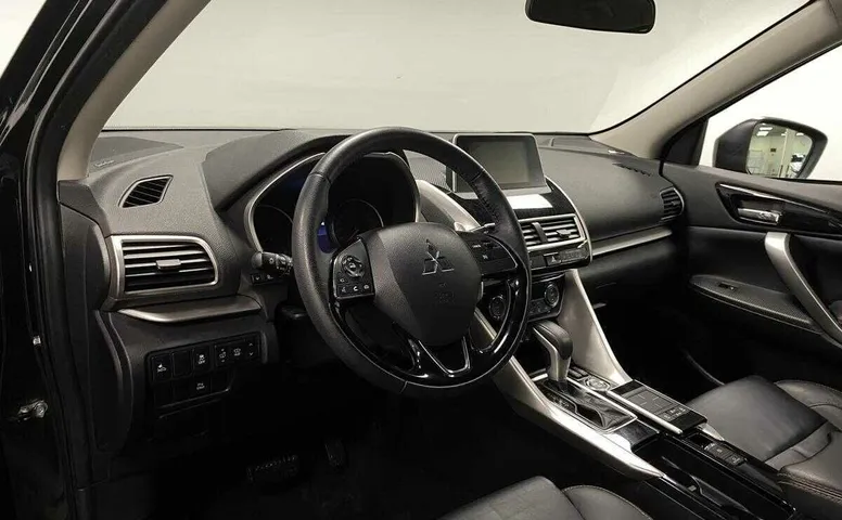 Mitsubishi eclipse cross cvt 2018 с пробегом 43 610 км