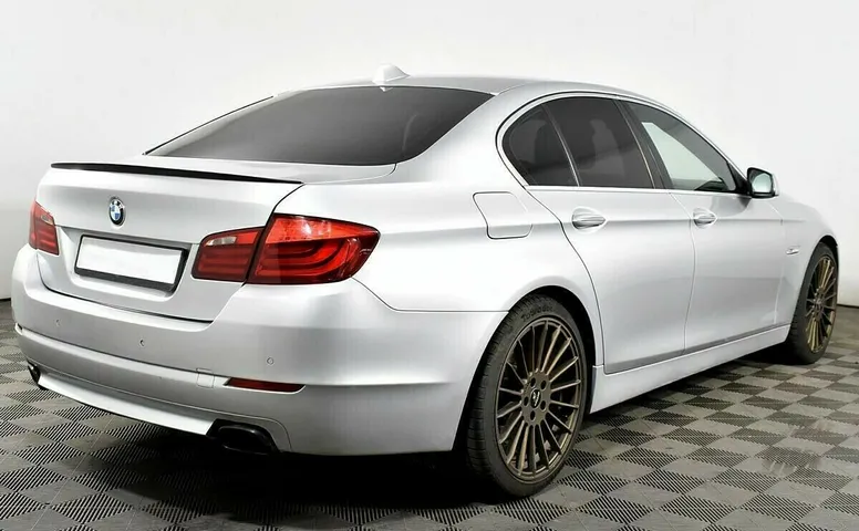 BMW 5 серии VI (F10/F11/F07)