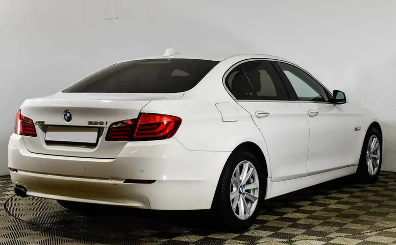 BMW 5 серии VI (F10/F11/F07)