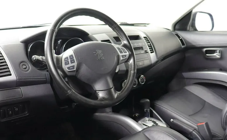 Peugeot 4007 I