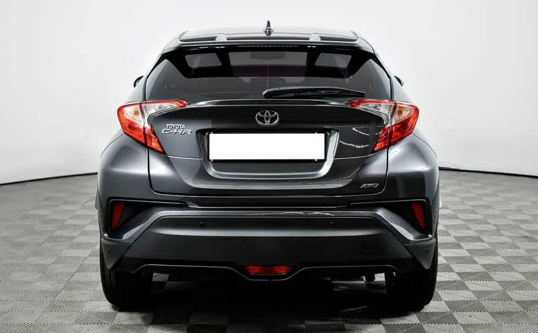 Toyota c-hr cvt 2018 с пробегом 49 382 км