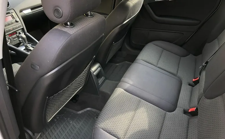 Audi A3 1.6 AMT (102 л.с.)