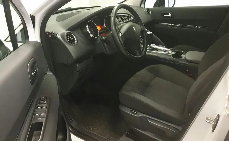Peugeot 3008 I