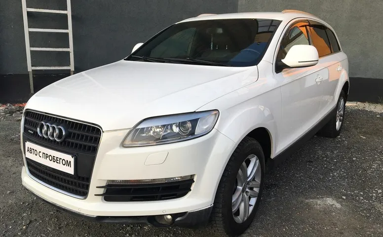 Audi Q7 4.2 AT (350 л.с.) 4WD
