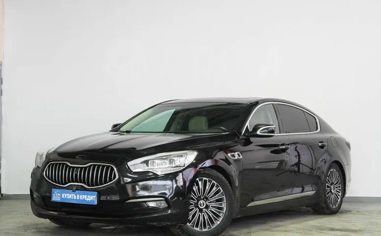 Kia Quoris, 1 поколение